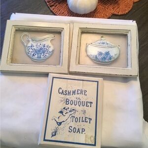 Vintage Look Blue and White Wall Art Set